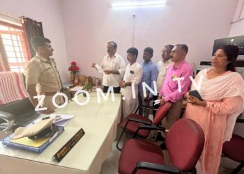 ಪುತ್ತೂರು : ಬಸ್ ನಿಲ್ದಾಣದ ಬಳಿ ಬ್ಯಾನರ್ ಅಳವಡಿಕೆ ವಿಚಾರ : ಬಿಜೆಪಿ ಮುಖಂಡರಿಂದ ಠಾಣೆಗೆ ದೂರು