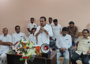 ಪುತ್ತೂರು : ಶಾಸಕ ಅಶೋಕ್ ರೈ ನೇತೃತ್ವದಲ್ಲಿ ಕಾಂಗ್ರೆಸ್ ಕಾರ್ಯಕರ್ತರ ಸಭೆ