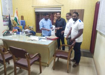 ಪುತ್ತೂರು : ಮುಖ್ಯಮಂತ್ರಿಗಳ ವಿರುದ್ಧ ಸುಳ್ಳು ಆರೋಪ : ಬೆಳ್ತಂಗಡಿ ಶಾಸಕರ ವಿರುದ್ಧ ನಗರ ಸಭಾ ಸದಸ್ಯನಿಂದ ಠಾಣೆಗೆ ದೂರು