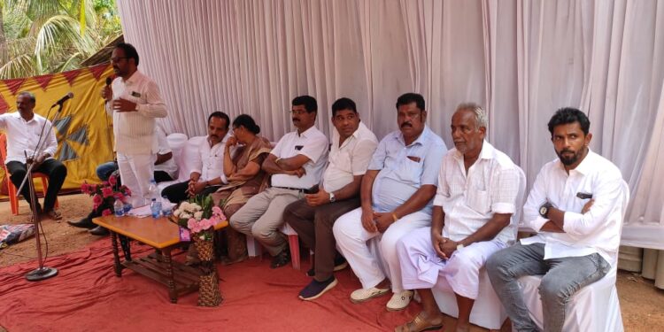 ಬುಳೇರಿಕಟ್ಟೆಯಲ್ಲಿ ಕಾಂಗ್ರೆಸ್ ಚುನಾವಣಾ ಪ್ರಚಾರ ಸಭೆ : ಬಿಜೆಪಿಗರು ಯಾವ ಮುಖ ಹೊತ್ತು ವೋಟು ಕೇಳುತ್ತಿದ್ದಾರೆ- ರಾಜಾರಾಂ ಕೆ ಬಿ