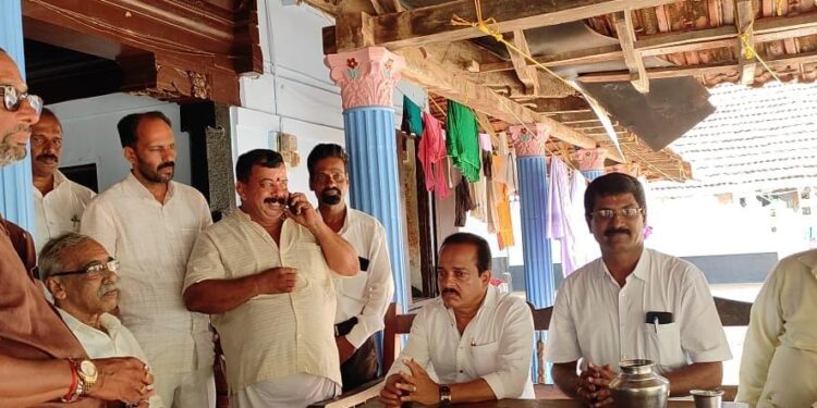 ವಿಟ್ಲ : ಅರಮನೆಗೆ ಕಾಂಗ್ರೆಸ್ ಅಭ್ಯರ್ಥಿ ಅಶೋಕ್ ಕುಮಾರ್ ರೈ ಭೇಟಿ : ಮತಯಾಚನೆ