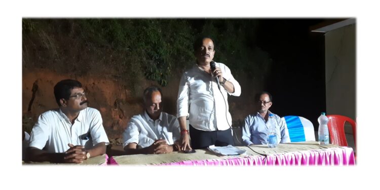 ಪುತ್ತೂರು ಕ್ಷೇತ್ರದಲ್ಲಿ ಕಾಂಗ್ರೆಸ್ ಹವಾಕಂಡು ಬೆದರಿದ ಬಿಜೆಪಿಯಿಂದ ನನ್ನ ಕಟ್ಟಿ ಹಾಕಲು ಐಟಿ ದಾಳಿ ; ಬರಿಗಯ್ಯಲ್ಲಿ ತೆರಳಿದ ಅಧಿಕಾರಿಗಳು : ಸಭೆಯಲ್ಲಿ ಕಣ್ಣೀರು ಹಾಕಿದ ಅಶೋಕ್ ರೈ