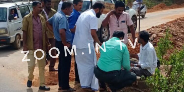 ಪುತ್ತೂರು : ಅಪಘಾತದಲ್ಲಿ ಗಾಯಗೊಂಡ ವ್ಯಕ್ತಿಯನ್ನು ಉಪಚರಿಸಿ, ಆಸ್ಪತ್ರೆಗೆ ದಾಖಲಿಸಲು ವ್ಯವಸ್ಥೆ ಕಲ್ಪಿಸಿದ ಪಕ್ಷೇತರ ಅಭ್ಯರ್ಥಿ ಅರುಣ್ ಪುತ್ತಿಲ