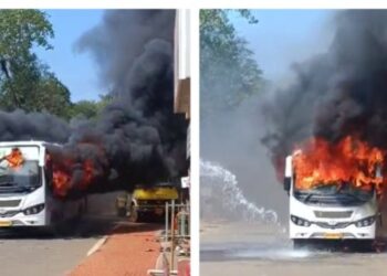 ಕಟೀಲು : ದೇವಸ್ಥಾನದ ಮುಂಭಾಗ ಖಾಸಗಿ ಬಸ್ ಗೆ ಬೆಂಕಿ : ತಪ್ಪಿದ ಭಾರೀ ಅನಾಹುತ..!!