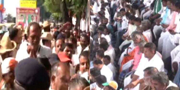 ಪದಗ್ರಹಣ ಕಾರ್ಯಕ್ರಮಕ್ಕೆ ಆಗಮಿಸಿದ ಅಭಿಮಾನಿಗಳಿಂದ ನೂಕುನುಗ್ಗಲು : ಲಘು ಲಾಠಿ ಚಾರ್ಚ್​​