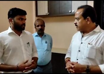 ಉಪ್ಪಿನಂಗಡಿ ಪಿಯು ಕಾಲೇಜಿಗೆ ಸಂಬಂಧಪಟ್ಟಂತೆ ಜಿ.ಪಂ. ಇಂಜಿನಿಯರ್ ಜೊತೆ ಚರ್ಚೆ ನಡೆಸಿದ ಶಾಸಕ ಅಶೋಕ್ ರೈ