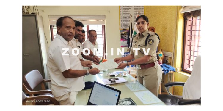 ಅಶ್ಲೀಲ ಭಂಗಿಯ ನಮಾಜ್ ಕಾರ್ಟೂನ್ ಚಿತ್ರ ವಾಟ್ಸಪ್ ಗ್ರೂಪ್ ನಲ್ಲಿ ರವಾನೆ : ಮುಸ್ಲಿಂ ಯುವ ಜನ ಪರಿಷತ್ ನ ಅಧ್ಯಕ್ಷರಿಂದ ಪೊಲೀಸ್ ಅಧೀಕ್ಷಕರಿಗೆ ದೂರು