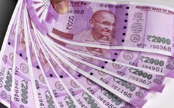 2,000 ರೂ. ಮುಖಬೆಲೆಯ ನೋಟುಗಳ ಚಲಾವಣೆ ಸ್ಥಗಿತ :  ಆರ್ಬಿಐ ಸೂಚನೆ