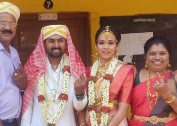 ಮತದಾನ ಮಾಡಲು ಓಡೋಡಿ ಬಂದ ನವ ವಧು-ವರರು..!!!