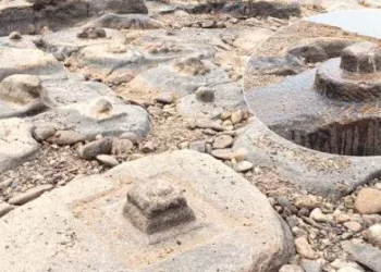 ಬಂಟ್ವಾಳ: ಬತ್ತಿದ ನೇತ್ರಾವತಿಯಲ್ಲಿ ಸೀತಾದೇವಿಯ ಪಾದ ದರ್ಶನ..!!!