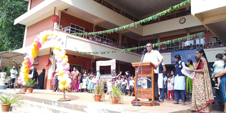 ವಿಠ್ಠಲ್ ಜೇಸೀಸ್ ಆಂಗ್ಲ ಮಾಧ್ಯಮ ಪ್ರೌಢಶಾಲೆಯಲ್ಲಿ ಶಾಲಾ ಪ್ರಾರಂಭೋತ್ಸವ