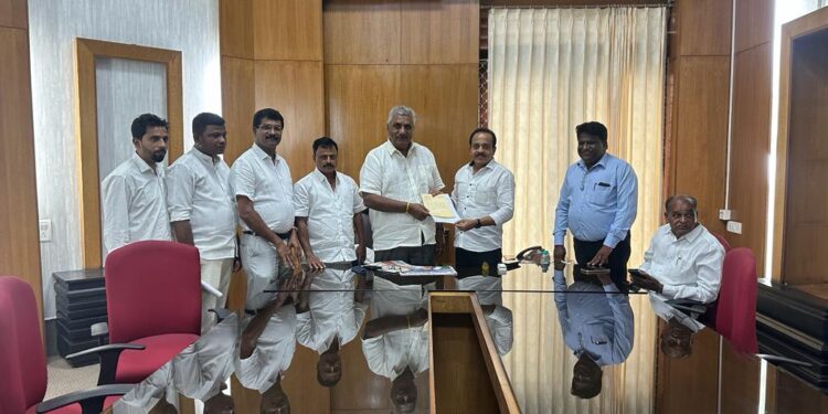 ಕೊಯಿಲ ಫಾರ್ಮ್ : ಪಾಳುಬಿದ್ದ ಜಾಗದಲ್ಲಿ ಗುತ್ತಿಗೆ ಆಧಾರದಲ್ಲಿ ಫಾರಂ ನಿರ್ಮಾಣಕ್ಕೆ ಅವಕಾಶ ; ಪಶುಸಂಗೋಪನಾ ಸಚಿವರಿಗೆ ಶಾಸಕ ಅಶೋಕ್ ರೈ ಮನವಿ