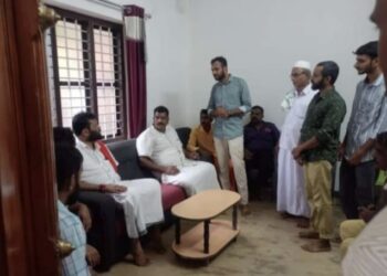 ಹೆರಿಗೆ ವೇಳೆ ಮೃತಪಟ್ಟ ಬಾಣಂತಿ ಮನೆಗೆ ಭೇಟಿ ನೀಡಿದ ಪುತ್ತಿಲ : ಧರ್ಮ ನೋಡದೆ ಕುಟುಂಬಕ್ಕೆ ಸಾಂತ್ವನ