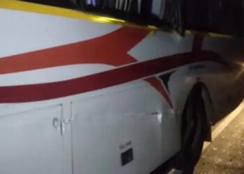 ಸುಬ್ರಹ್ಮಣ್ಯ : ಕೆ.ಎಸ್.ಆರ್.ಟಿ.ಸಿ ಬಸ್ ಗೆ ತಿವಿದ ಕಾಡಾನೆ..!!!