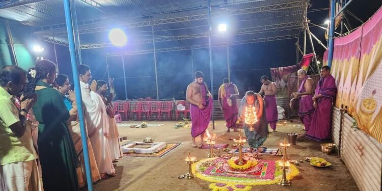 ಕುಂಜಾಡಿಯಲ್ಲಿ ವಾರ್ಷಿಕ ಪೂಜಾ ಕಾರ್ಯಕ್ರಮ: ಫೋಟೋ ಹಂಚಿಕೊಂಡ ಬಿಜೆಪಿ ರಾಜ್ಯಾಧ್ಯಕ್ಷ ನಳಿನ್ ಕುಮಾರ್ ಕಟೀಲ್