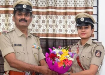ಅಪ್ಪ ಪಿ.ಎಸ್.ಐ ಆಗಿದ್ದ ಠಾಣೆಗೆ ಪಿ.ಎಸ್.ಐ ಆಗಿ ಬಂದು ಅಧಿಕಾರ ಸ್ವೀಕರಿಸಿದ ಮಗಳು