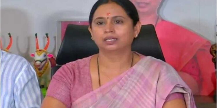 ಮಹಿಳೆಯರ ಖಾತೆಗೆ 2 ಸಾವಿರ ಯಾವಾಗ..? ಅರ್ಜಿ ಸಲ್ಲಿಕೆ ಬಗ್ಗೆ ಮಹತ್ವದ ಅಪ್ಡೇಟ್ ಕೊಟ್ಟ ಹೆಬ್ಬಾಳ್ಕರ್