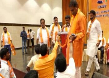 ‘ಸೋಲಿಗೆ ಗ್ಯಾರಂಟಿ ಅಲ್ಲ, ನೀವೇ ಕಾರಣ’ : ರಾಜ್ಯ ಬಿಜೆಪಿ ನಾಯಕರ ವಿರುದ್ಧ ಅಸಮಾಧಾನದ ವ್ಯಕ್ತಪಡಿಸಿದ ಕಾರ್ಯಕರ್ತರು