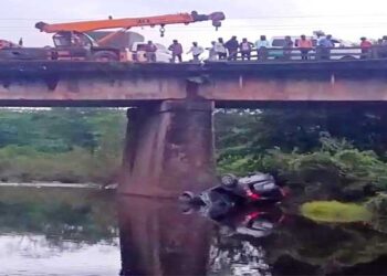 ಶಿರಾಡಿ : ಚಾಲಕನ ನಿಯಂತ್ರಣ ತಪ್ಪಿ ಹೊಳೆಗೆ ಬಿದ್ದ ಕಾರು : ಓರ್ವ ಮೃತ್ಯು, ಮತ್ತೋರ್ವ ಗಂಭೀರ
