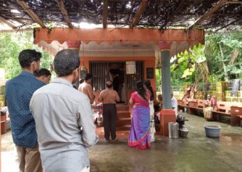 ಕಡಬ : ಪಕ್ಷ ವಿರೋಧಿ ಚಟುವಟಿಕೆ ಆರೋಪ : ಕಾರಣಿಕ ಕ್ಷೇತ್ರ ಮಜ್ಜಾರು ದೈವಗಳ ಮೊರೆ ಹೋದ ಕಾಂಗ್ರೆಸ್ ಮುಖಂಡರು
