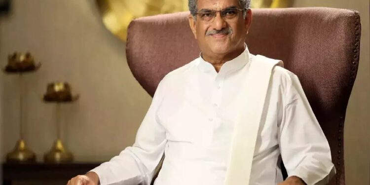 ಮುಖ್ಯಮಂತ್ರಿ ಸಿದ್ದರಾಮಯ್ಯರನ್ನು ಅಭಿನಂದಿಸಿ ಯೋಜನೆಗಳನ್ನು ಶ್ಲಾಘಿಸಿದ ಧರ್ಮಾಧಿಕಾರಿ ವೀರೇಂದ್ರ ಹೆಗ್ಗಡೆ