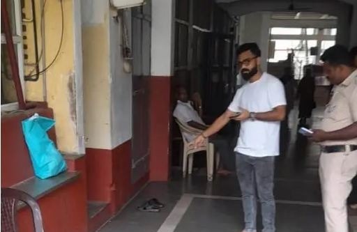 ಚಪ್ಪಲಿ ಕದ್ದಿದಾರೆ ಎಂದು 112ಕ್ಕೆ ದೂರು : ತನಿಖೆ ನಡೆಸಿದ ಪೊಲೀಸರು..!!