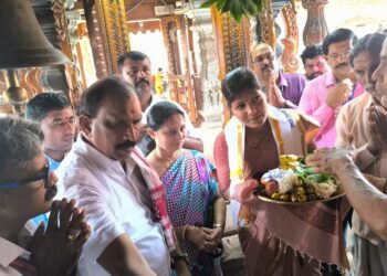 ಪುತ್ತೂರು : ಜಿಲ್ಲಾಧಿಕಾರಿಗಳ ತಾಂತ್ರಿಕ ಸಹಾಯಕರು, ಪದನಿಮಿತ್ತ ಭೂದಾಖಲೆಗಳ ಉಪನಿರ್ದೇಶಕರಾದ ಪ್ರಸಾದಿನಿ ಶ್ರೀ ಮಹಾಲಿಂಗೇಶ್ವರ ದೇವಸ್ಥಾನಕ್ಕೆ ಭೇಟಿ