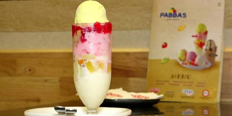 ಮಂಗಳೂರಿನ ಸಿಗ್ನೇಚರ್ ಬ್ರ್ಯಾಂಡ್ ‘ಗಡ್‌ಬಡ್‌ ಐಸ್ ಕ್ರೀಮ್​’​ಗೆ ವಿಶ್ವಮಾನ್ಯತೆ : ಪಬ್ಬಾಸ್ ಖ್ಯಾತಿ ಜಗದಗಲ ; ಇದರ ಹೆಜ್ಜೆ ಗುರುತು ಏನು..!??