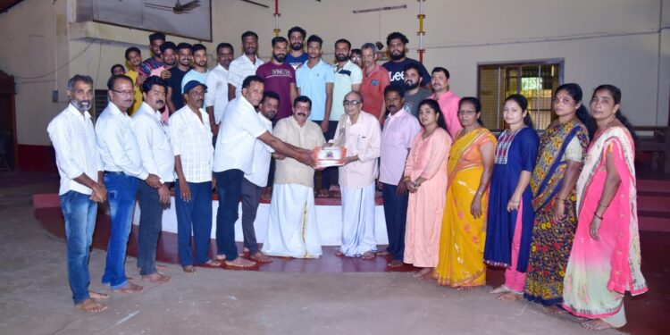 ಕಾರ್ತಿಕ್ ಫ್ರೆಂಡ್ಸ್ ಕ್ಲಬ್ (ರಿ ) ಚಂದಳಿಕೆ, ಸಾರ್ವಜನಿಕ ಗಣೇಶೋತ್ಸವ ಚಂದಳಿಕೆ ಬೆಳ್ಳಿಹಬ್ಬ : ಆಮಂತ್ರಣ ಪತ್ರ ವಿತರಣೆಗೆ ಚಾಲನೆ