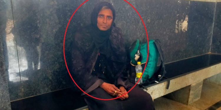 ಬುರ್ಖಾ ತೊಟ್ಟು ಮಹಿಳೆಯಂತೆ ಬಸ್ ನಿಲ್ದಾಣಕ್ಕೆ ಬಂದ ವ್ಯಕ್ತಿ : : ‘ಶಕ್ತಿ’ ಪ್ರದರ್ಶಿಸಲು ಹೋಗಿ ಸಿಕ್ಕಿಬಿದ್ದ