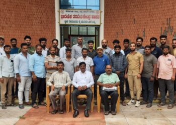 ರೈ ಎಸ್ಟೇಟ್ಸ್ ಎಜ್ಯುಕೇಶನಲ್ & ಚಾರಿಟೇಬಲ್ ಟ್ರಸ್ಟ್  ನ ಪ್ರವರ್ತಕರು ಹಾಗೂ ಪುತ್ತೂರು ಶಾಸಕರಾದ ಅಶೋಕ್ ಕುಮಾರ್ ರೈ ನೇತೃತ್ವದ ಟ್ರಸ್ಟ್ ಮೂಲಕ ಬಸ್ ಚಾಲನಾ ತರಬೇತಿ