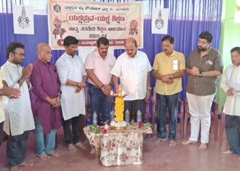 ಪಡ್ಡಾಯೂರು : ಯಕ್ಷಧ್ರುವ ಪಟ್ಲ ಫೌಂಡೇಶನ್ ಟ್ರಸ್ಟ್ ವತಿಯಿಂದ  ವಿದ್ಯಾರ್ಥಿ ವಿದ್ಯಾರ್ಥಿನಿಯರಿಗೆ ಉಚಿತ ಯಕ್ಷಗಾನ ತರಬೇತಿ
