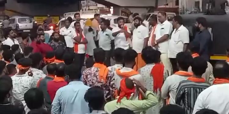 ಬಿ.ಸಿ.ರೋಡ್ : ಹಿಂ.ಜಾ.ವೇ. ಪ್ರಾಂತ ಸಹ ಸಂಯೋಜಕ್ ಸತೀಶ್ ದಾವಣಗೆರೆ ಬಂಧನ ಖಂಡಿಸಿ ಹಿಂ.ಜಾ.ವೇ. ಪ್ರತಿಭಟನೆ