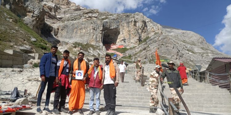 ವಿ.ಹಿಂ.ಪ ಬಜರಂಗದಳ ಪುತ್ತೂರು ಜಿಲ್ಲೆಯ ಕಾರ್ಯಕರ್ತರಿಂದ ಸೌಜನ್ಯ ಸಾವಿಗೆ ನ್ಯಾಯ ಸಿಗಲು ಅಮರನಾಥದಲ್ಲಿ ಪ್ರಾರ್ಥನೆ