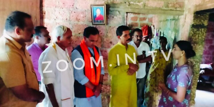 ವಿಟ್ಲ ಮೂಲದ ಯುವತಿಯ ಹತ್ಯೆ ಪ್ರಕರಣ : ಮನೆಗೆ ಭೇಟಿ ನೀಡಿದ ಸಂಸದ ನಳಿನ್ ಕುಮಾರ್ ಕಟೀಲ್, ಕೇಂದ್ರ ಸಚಿವ ಭಗವಂತ ಕೂಭ