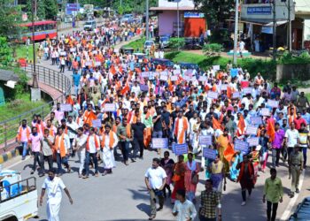 ಸೌಜನ್ಯ ಪ್ರಕರಣದ ನ್ಯಾಯಕ್ಕಾಗಿ ಆಗ್ರಹಿಸಿ ಸುಬ್ರಹ್ಮಣ್ಯದ ಕುಮಾರಧಾರದಿಂದ  ಮೆರವಣಿಗೆ ಮತ್ತು ಸಭೆ