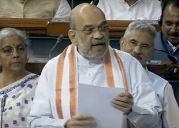 ಬ್ರಿಟಿಷರ ಕಾಲದ ಕಾಯ್ದೆಗಳ ಪರಿಷ್ಕರಣೆಗೆ ಮುಂದಾದ ಕೇಂದ್ರ : ಅಪ್ರಾಪ್ತೆಯರ ಅತ್ಯಾಚಾರಕ್ಕೆ ಗಲ್ಲುಶಿಕ್ಷೆ, ಗ್ಯಾಂಗ್‌ ರೇಪ್‌ಗೆ 20 ವರ್ಷ ಜೈಲು – ಲೋಕಸಭೆಯಲ್ಲಿ 3 ಮಸೂದೆ ಮಂಡಿಸಿದ ಅಮಿತ್‌ ಶಾ