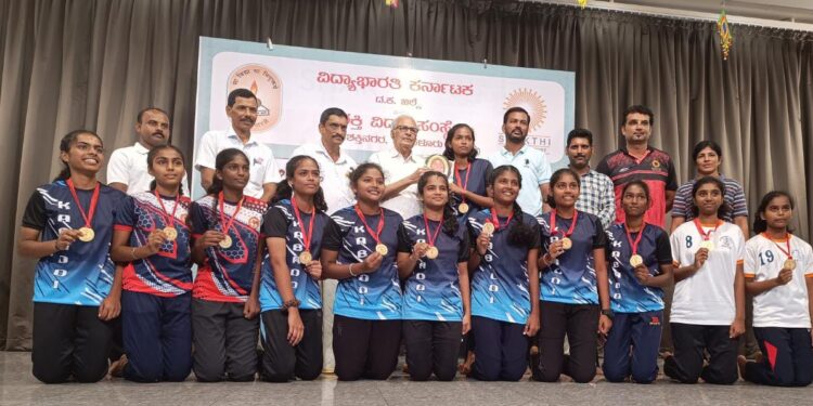 ವಿವೇಕಾನಂದ ಪ.ಪೂ ಕಾಲೇಜಿನ ಬಾಲಕಿಯರ ತಂಡ ವಿದ್ಯಾಭಾರತಿ ಕ್ಷೇತ್ರ ಮಟ್ಟದ ಕಬಡ್ಡಿ ಸ್ಪರ್ಧೆಗೆ ಆಯ್ಕೆ