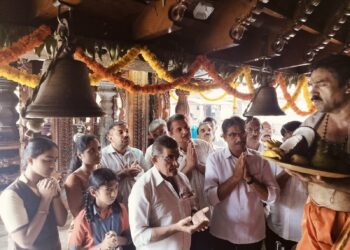 ಚಂದ್ರಯಾನ-3ರ ಯಶಸ್ವಿ ಲ್ಯಾಂಡಿಂಗ್‌ಗಾಗಿ ವಿವೇಕಾನಂದ ಪದವಿಪೂರ್ವ ಕಾಲೇಜಿನ ವತಿಯಿಂದ ದೇವಸ್ಥಾನದಲ್ಲಿ ವಿಶೇಷ ಪ್ರಾರ್ಥನೆ