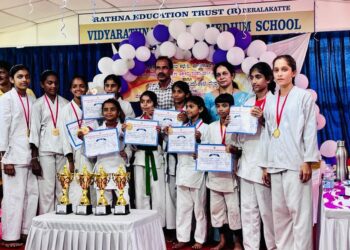 ಜಿಲ್ಲಾ ಮಟ್ಟದ ಕರಾಟೆ ಸ್ಪರ್ಧೆಯಲ್ಲಿ ವಿಟ್ಲ ಸೆನ್ಸಾಯಿ ಮಾಧವ ಅಳಿಕೆ ರವರ ವಿದ್ಯಾರ್ಥಿಗಳು ರಾಜ್ಯ ಮಟ್ಟಕ್ಕೆ ಆಯ್ಕೆ