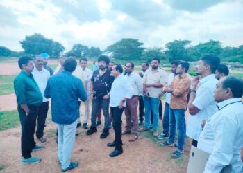 ಬೆಂಗಳೂರು ಕಂಬಳ : ಅರಮನೆ ಮೈದಾನದಲ್ಲಿ ಕರೆ ವೀಕ್ಷಣೆ ಮಾಡಿದ ಶಾಸಕ ಅಶೋಕ್ ರೈ