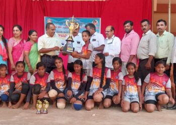 ವಿಟ್ಲ ಸರಕಾರಿ ಪ್ರೌಢಶಾಲೆಯ ಪ್ರಾಥಮಿಕ ಶಾಲಾ ಬಾಲಕಿಯರ ತಂಡ ಕಬಡ್ಡಿಯಲ್ಲಿ ಜಿಲ್ಲಾ ಮಟ್ಟಕ್ಕೆ ಆಯ್ಕೆ