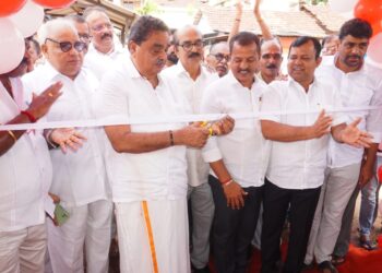 ಬಂಟ್ವಾಳ ಬೈಪಾಸಿನಲ್ಲಿ ನಿರ್ಮಾಣಗೊಂಡ ರಿಕ್ಷಾ ತಂಗುದಾಣ ಉದ್ಘಾಟನೆ