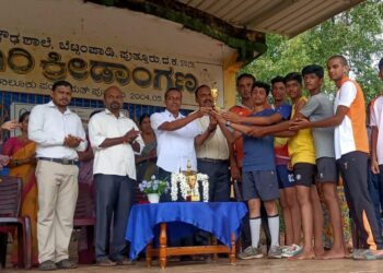 ಬಾಲ್ ಬ್ಯಾಡ್ಮಿಂಟನ್ ಪಂದ್ಯಾಟದಲ್ಲಿ ವಿವೇಕಾನಂದ ಪ.ಪೂ ಕಾಲೇಜಿನ ಬಾಲಕರ ತಂಡ ಜಿಲ್ಲಾಮಟ್ಟಕ್ಕೆ ಆಯ್ಕೆ