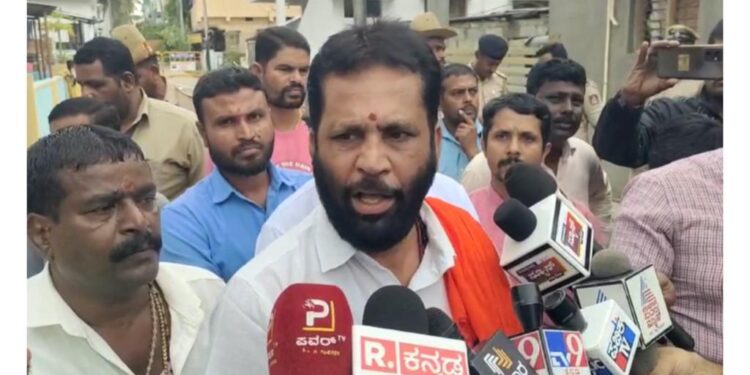 ಶಿವಮೊಗ್ಗ : ಪ್ರಚೋದನಕಾರಿ ಹೇಳಿಕೆ ಆರೋಪ : ಅರುಣ್ ಕುಮಾರ್ ಪುತ್ತಿಲ ವಿರುದ್ಧ ಸುಮೋಟೋ ಕೇಸ್ ದಾಖಲು..!!!