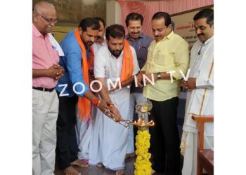 ಪುತ್ತೂರು : ರಾಜಕೀಯ ಮರೆತು ದೇವಸ್ಥಾನದ ಕಾರ್ಯಕ್ರಮದಲ್ಲಿ ಒಂದಾಗಿ ಕಾಣಿಸಿದ ನಾಯಕರು