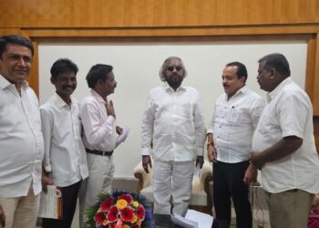 ರಬ್ಬರ್ ಕಾರ್ಮಿಕರ ಬಾಕಿ ಬೋನಸ್ ಶೀಘ್ರವೇ ಬಿಡುಗಡೆ : ಪುತ್ತೂರು ಶಾಸಕರಿಗೆ ಅರಣ್ಯ ಸಚಿವ ಖಂಡ್ರೆ ಭರವಸೆ