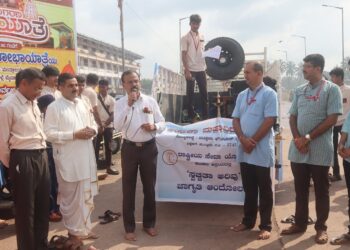 ಅಂಬಿಕಾ ಕಾಲೇಜಿನ ಎನ್.ಎಸ್.ಎಸ್ ತಂಡದಿಂದ ನಗರದಲ್ಲಿ ಜಾಗೃತಿ ಅರಿವು ಕಾರ್ಯಕ್ರಮ : ‘ಮೌಲ್ಯಗಳನ್ನು ನಿರ್ಮಾಣ ಮಾಡುವ ಕಾರ್ಯ ಆಗಬೇಕಿದೆ’ – ಚಿದಾನಂದ ಬೈಲಾಡಿ