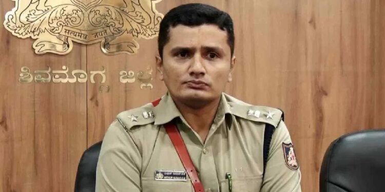 ಶಿವಮೊಗ್ಗ ಗಲಾಟೆ : ಎಸ್​ಪಿ ಮಿಥುನ್​ ಧಿಡೀರ್ ಸುದ್ದಿಗೋಷ್ಠಿ ; 24 ಎಫ್​ಐಆರ್​ನಲ್ಲಿ 60 ಮಂದಿಯ ಬಂಧನ..!!!