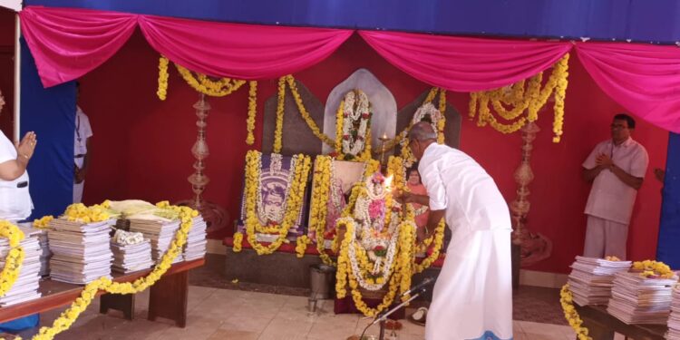 ಸಾಂದೀಪನಿ ಗ್ರಾಮೀಣ ವಿದ್ಯಾಸಂಸ್ಥೆಯಲ್ಲಿ ಶಾರದೋತ್ಸವ